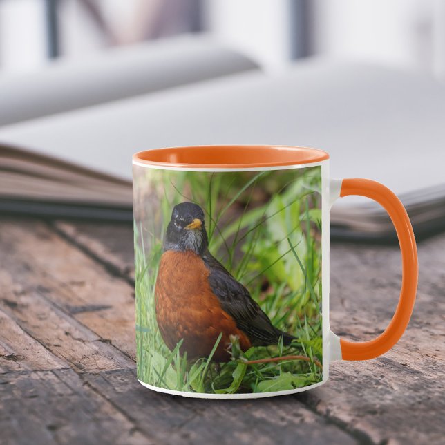 Förhoppning: Amerikanska Robin Songbird i Grass Mugg (Robin the Grass 11 oz Coffee Mug Cover Photo.)