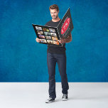 Förklaring Fotomall Big Birthday<br><div class="desc">Fira en legends födelse med det här stora anpassningsbarnas födelsedagskort! Visa dina favoritminnen med vår fotokollage-mall, perfekt för alla särskilda tillfällen. Skriv ut dina favoritfoton, lägg till ett sött meddelande och önskemål som du känner för, och gör din kära stora dag oförglömlig. Med det här unika kortet och kortet för...</div>
