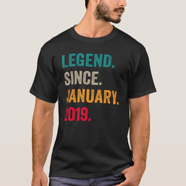 Förklaring sedan januari 2019 4e födelsedagen 4 år t shirt (Framsida)