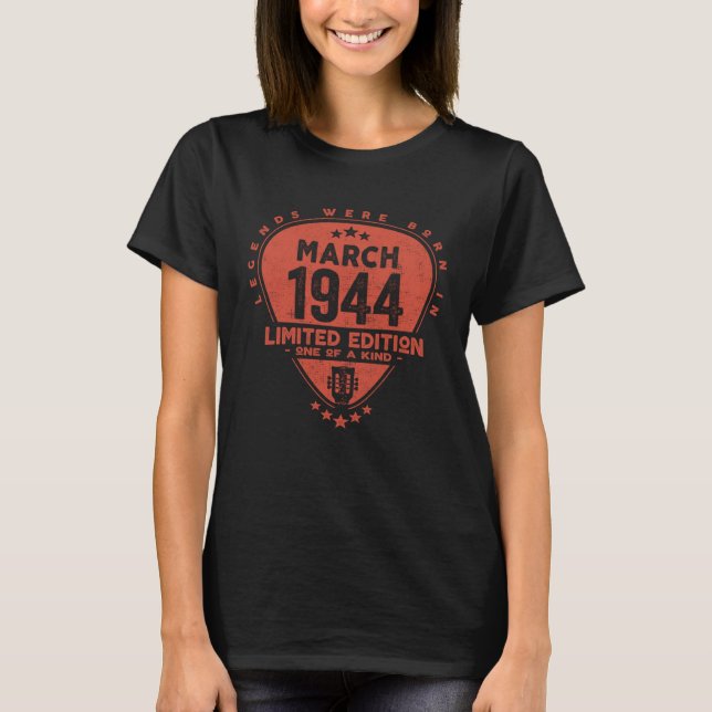 Förklaringar föddes i mars 1944 t shirt (Framsida)