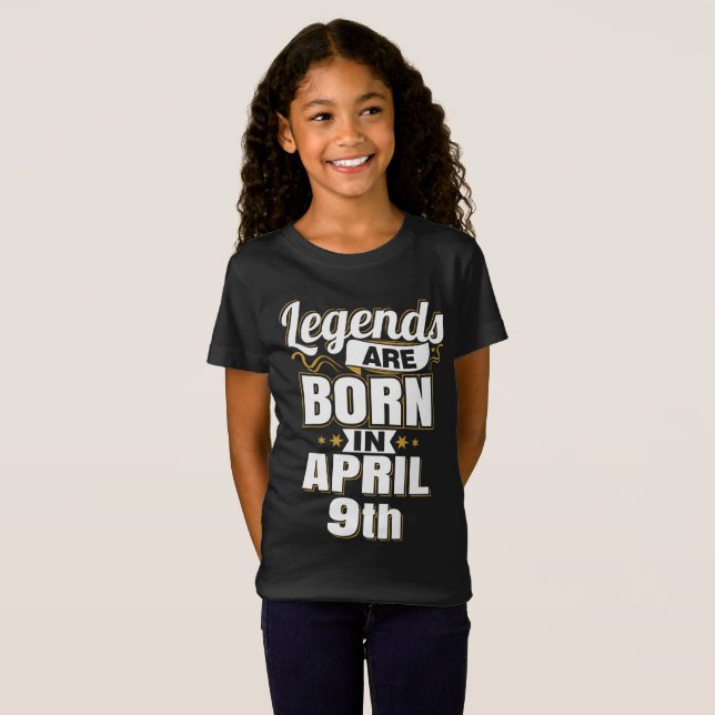 Förklaringar föds upp den 9 april t shirt (Hel framsida)