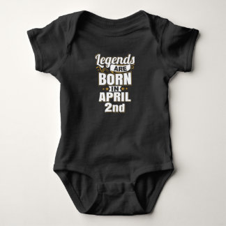 Förklaringar föds upp den andra april t shirt