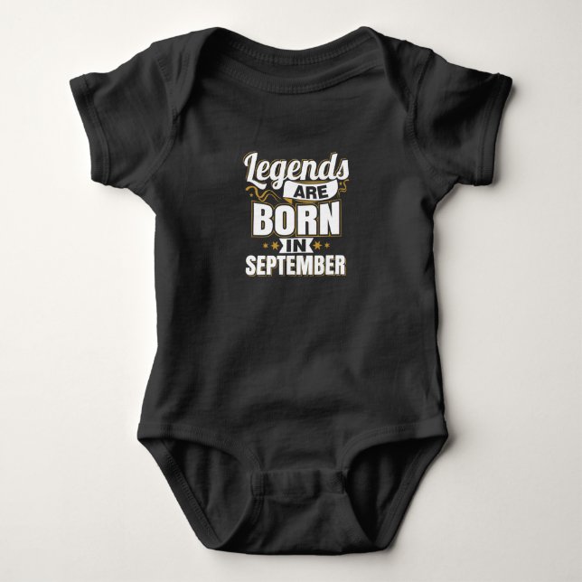 Förklaringar föds upp i september t shirt (Framsida)