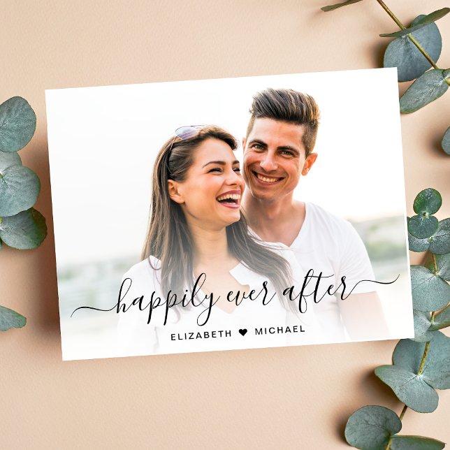 Förlovningen chic Script Photo Meddelande Vykort (A chic happily ever after photo engagement announcement)