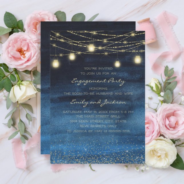 Förlovningsfesten Guld String Ljus Inbjudningar (Navy blue and gold string lights engagement party invitation)