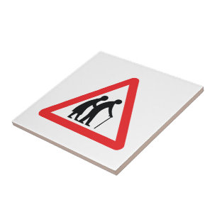 FÖRMÅNGA PERSONER - Storbritanniens trafikskylt Kakelplatta