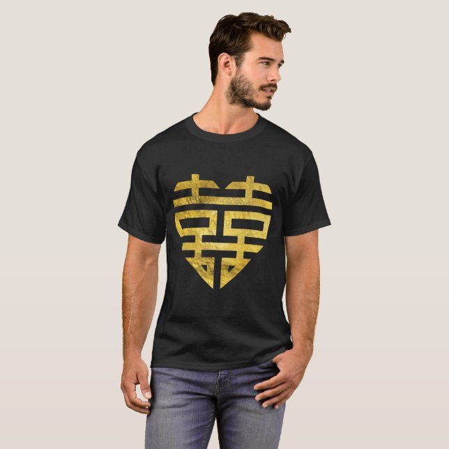 Formar det dubbla lyckasymbolet för guld i hjärta t shirt (Hel framsida)