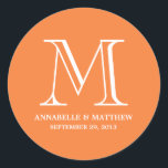 Formell favoritetikett för monogrambröllop runt klistermärke<br><div class="desc">Annan färg tillgänglig i vår butik!</div>