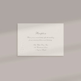 Formell mottagning av blommor från Faux Embossed W Tilläggskort