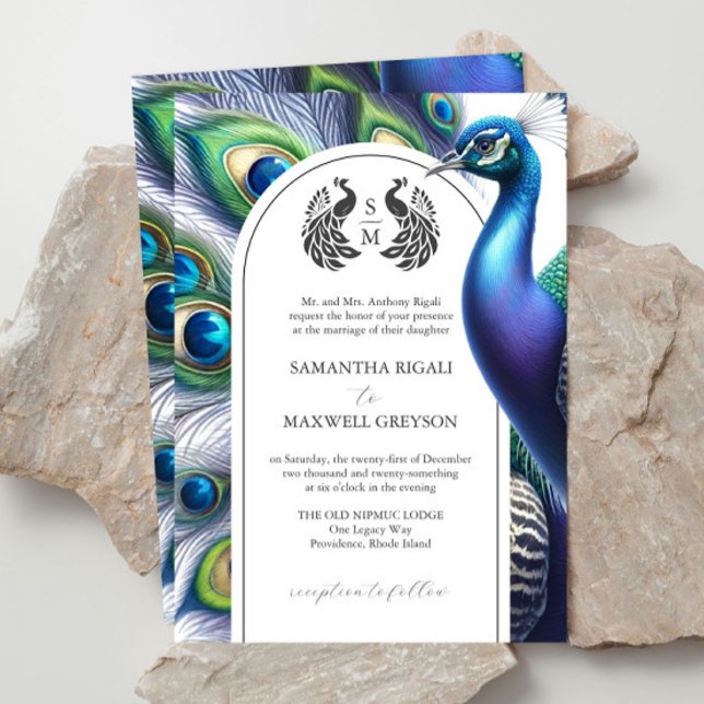 Formella bröllopsinbjudningar för vattenfärgsPeaco Inbjudningar (Fairytale wedding invitations watercolor peacock and monogram on Zazzle by Victoria Grigaliunas)