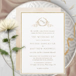 Formellt Monogram Guld och Beige Watercolor Bröllo Inbjudningar<br><div class="desc">Förtjusar vänner och familj med den här inbjudan från elegant bröllop som visar bra hand plockade leafy botaniskt monogram med brud och brudgumms initialer. Monogram och text i gyllene nyanser. Frontinbjudan trimmade med tunn faux-guld-folie ram, medan inbjudan med vacker vattenfärg tvättar i beige, kräm, elfenben, champagne, taupe och bruna nyanser....</div>