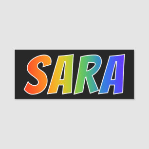 Förnamn "SARA": Rolig regnbågefärgläggning Namnbricka