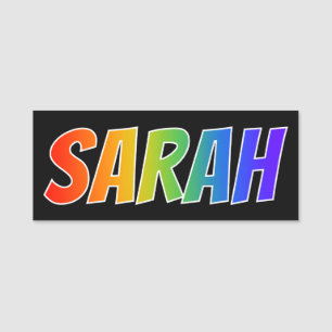 Förnamn "SARAH": Rolig regnbågefärgläggning Namnbricka