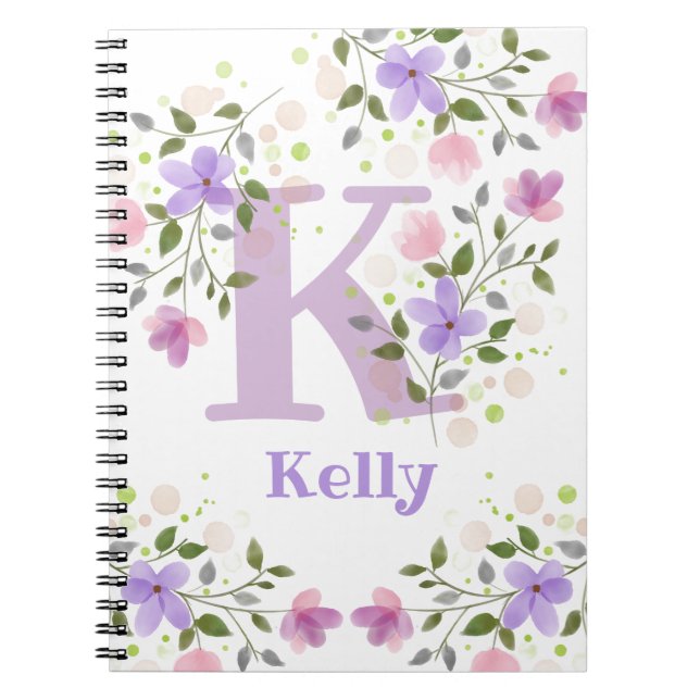 Förnamnsinitial Plus Namn Kelly med blommor Anteckningsbok (Framsidan)