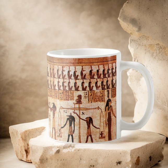 Forntida egyptier Dödsdom Maat Gudinna Kaffemugg (Skapare uppladdad)