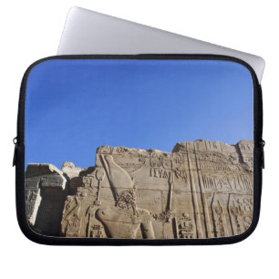 Forntida hieroglyfer på vägg, Karnaktemplet, Laptop Sleeve