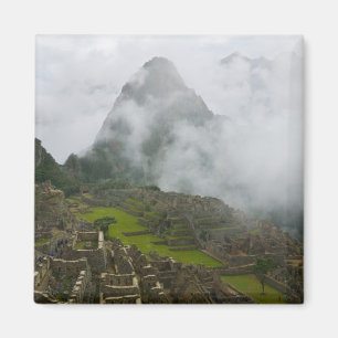 Forntida ruiner av Machu Picchu med Anderna Magnet