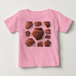 Forntida stentilverk mönster baby t-shirt