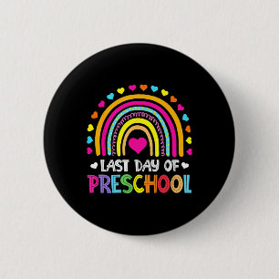 Förra dagen i Preschool School Rainbow Studenten T Knapp