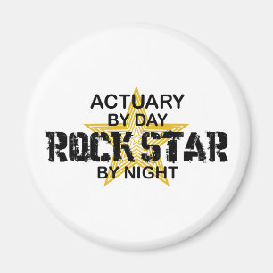 Försäkringsstatistikerrockstjärna vid natt magnet
