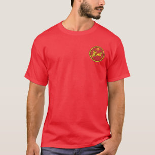 Förseglar den röda & guld- rundan för assyriskt t-shirt