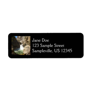 Forsen Roaring River i Kings Canyon National Park Returadress Etikett