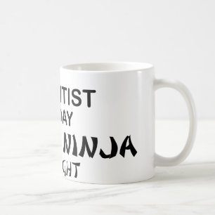 Forskare dödliga Ninja vid natt Kaffemugg