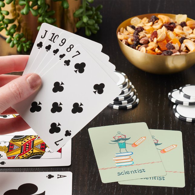 Forskaren Står På Böcker Casinokort (Skapare uppladdad)