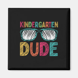 Förskolekillen kul första dagen tillbaka till skol magnet