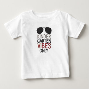 Förskoleklass vibbar endast tillbaka till skolan t shirt
