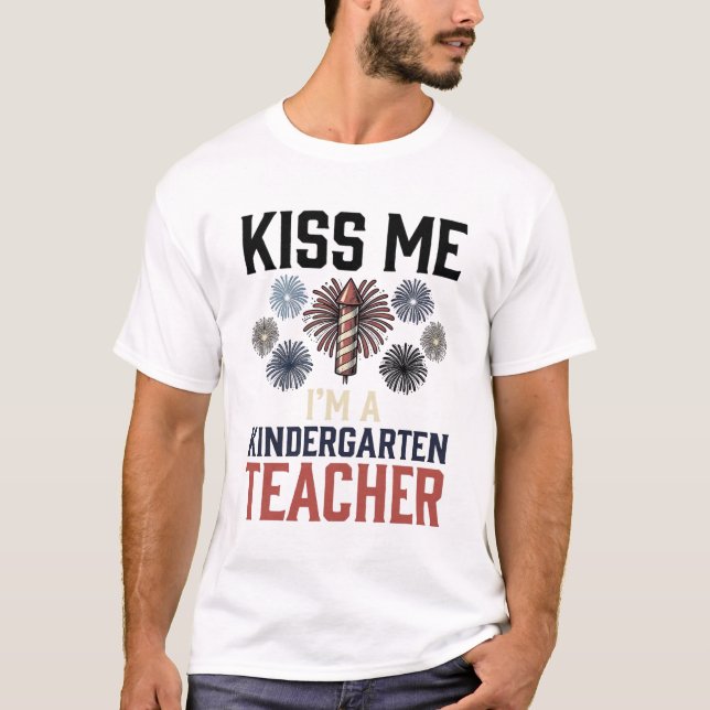 Förskolelärare Fireworks Vintage T-Shirt Design (Framsida)