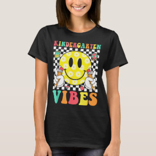 Förskolevibbar retro leende lärare barn tillbaka t shirt