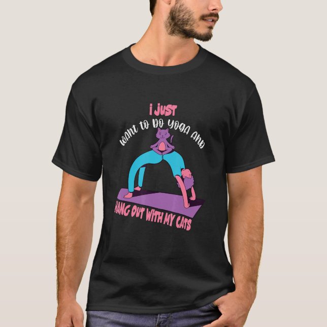 Först gör jag yoga, sedan gör jag sakerna t shirt (Framsida)