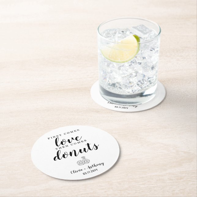 Först kommer Kärlek Donuts Sweet Treat Wedor Favor Underlägg Papper Rund (Insitu)
