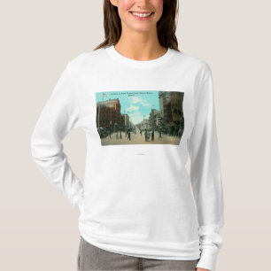 Första Ave beskådar från banbrytande aveny T Shirt