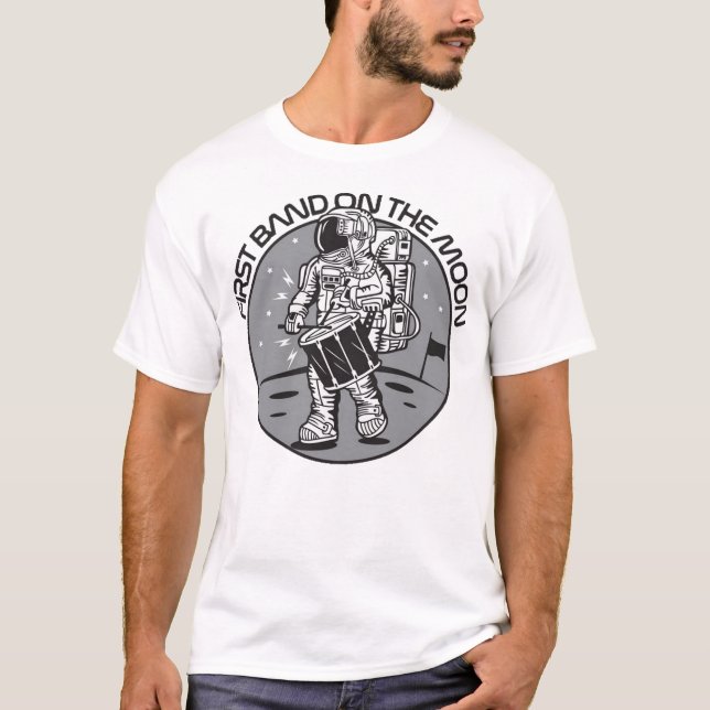 Första bandet i måne t shirt (Framsida)