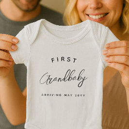 Första barnbarnsbarnbarn barnbarns son dotter t shirt