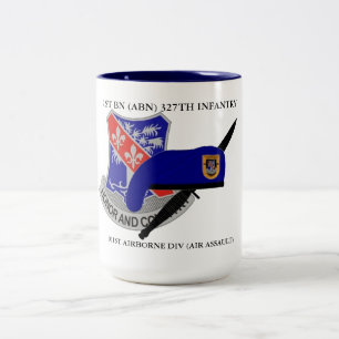 FÖRSTA BN (ABN) 327:E INFANTRY 101ST AIRBORNE Två-Tonad MUGG