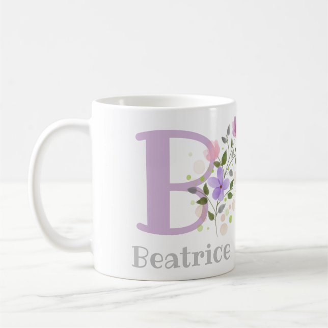 Första början plus Namn Beatrice med blommor Kaffemugg (Vänster)
