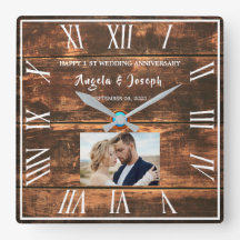 Första bröllop-årsdagen av träfoto ram
