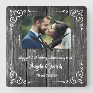 Första Bröllop-årsdagen för Ornamental Wood Clock Fyrkantig Klocka