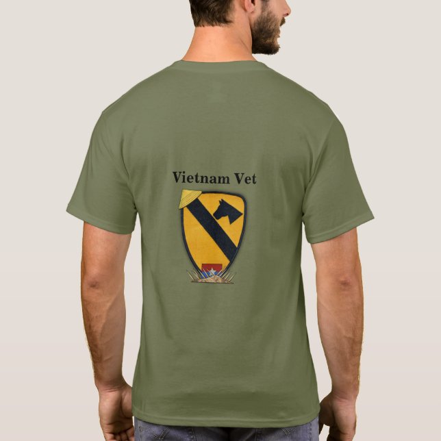 Första Cavalry Cav Airmobile First Team Veterans V T-shirt (Baksida)