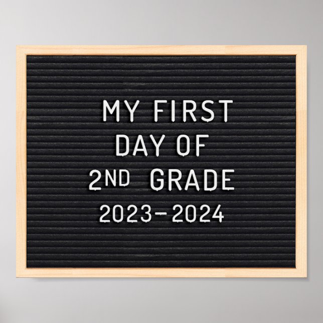 Första dagen av andra Klass-tecknet Första skoldag Poster (Framsidan)
