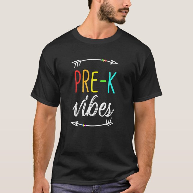 Första dagen av utformningen av "pre-k Vibes" för  T Shirt (Framsida)