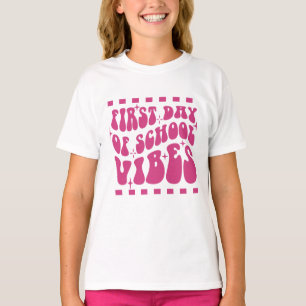 Första dagen för skolskjutsarna för flickor t shirt