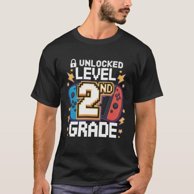 Första dagen på 2:a Klass-nivån, upplåst speltid t Shirt (Framsida)