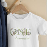Första en födelsedag Australien Djur T Shirt<br><div class="desc">Den här designen kan vara personlig i det område som tillhandahålls genom att ändra fotot och/eller text. Du kan också anpassa den genom att klicka på Anpassa den här mallen och sedan välja klicka för att anpassa ytterligare alternativ och ta bort eller ändra färg i bakgrunden, lägga till text, ändra...</div>