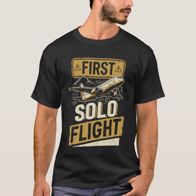 Första ensamma flygningen t shirt (Framsida)