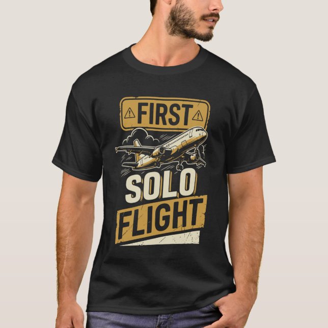 Första ensamma flygningen t shirt (Framsida)
