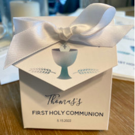 Första favoritruta inom gemenskapen, första Heliga Presentaskar